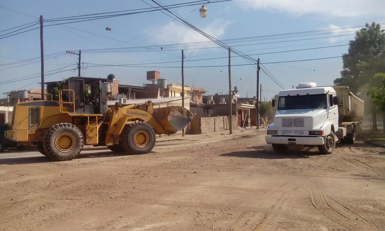  Comenzó a pavimentarse el tramo comprendidos entre las calles Maimará y Humahuaca