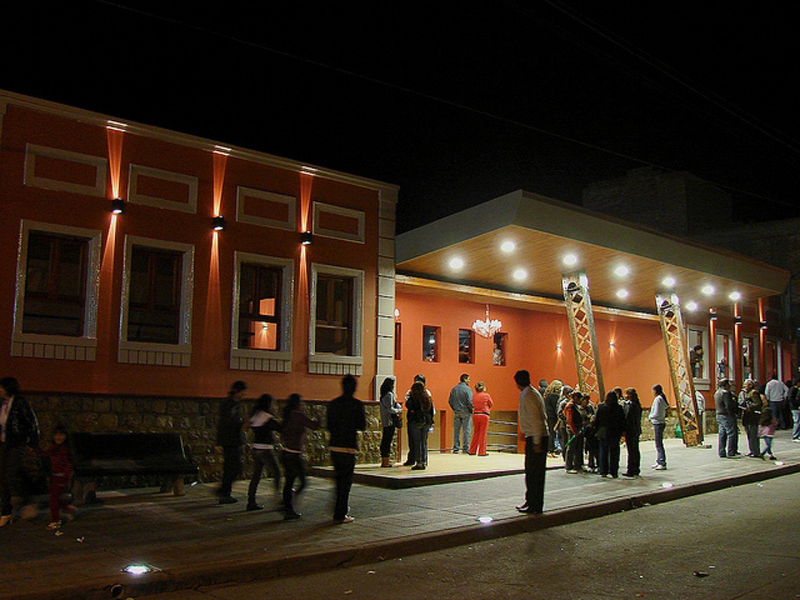  Solicitan regularización  del Teatro Municipal de Perico