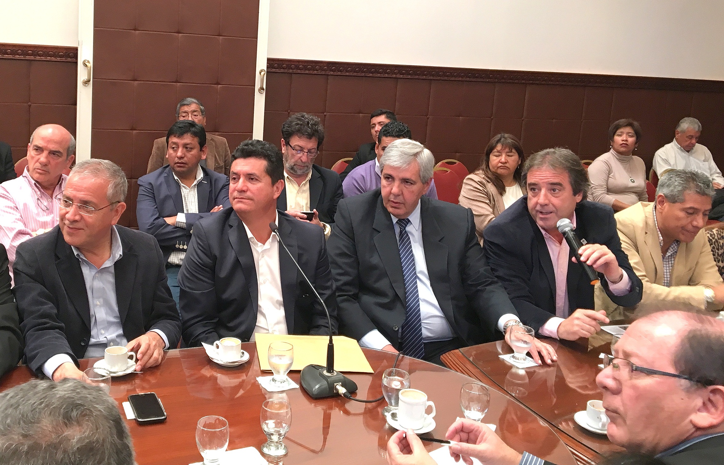  Ante Legisladores Grupo OMEGA Expuso Plan de Inversión para el ingenio La Esperanza
