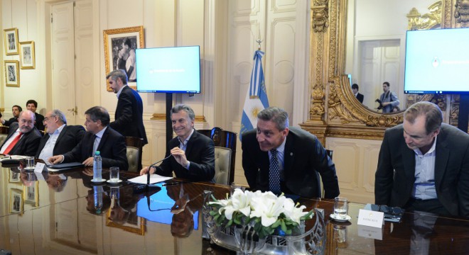  Macri convoca a gobernadores y legisladores a una «mesa de diálogo» para destrabar la reforma jubilatoria
