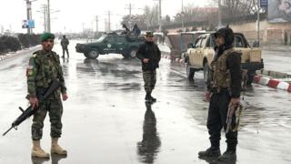  Afganistán: al menos 11 soldados muertos en un ataque contra una base militar en Kabul
