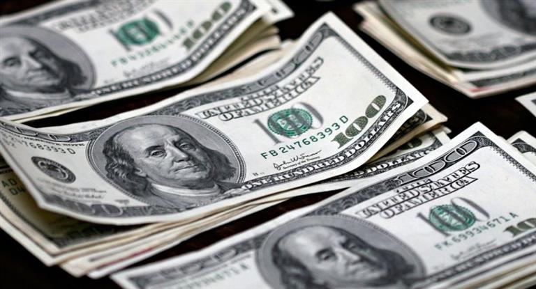  Para mantener calmo al mercado, el BCRA volvió a ofrecer u$s 5.000 M: el dólar subió 12 centavos a $ 24,91