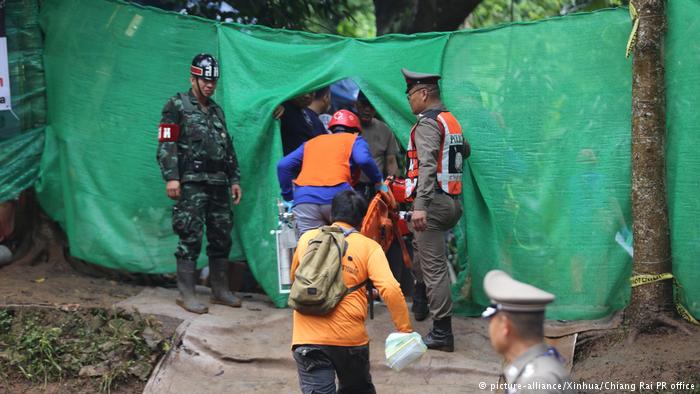  Al menos dos nuevos rescatados de la cueva de Tailandia
