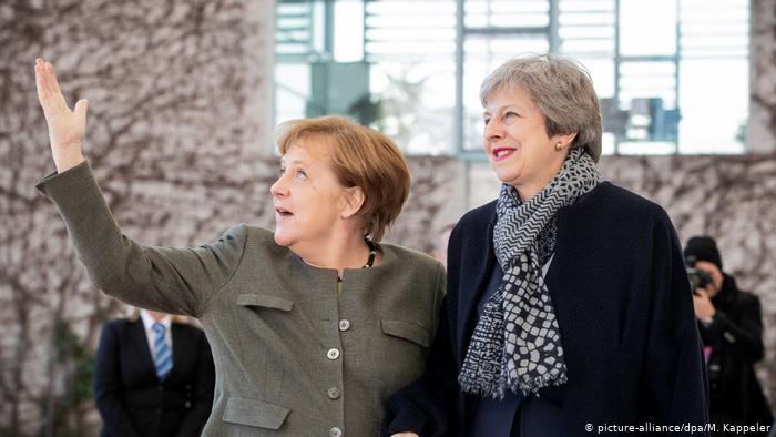  Merkel admitiría un aplazamiento del «brexit» hasta principios de 2020