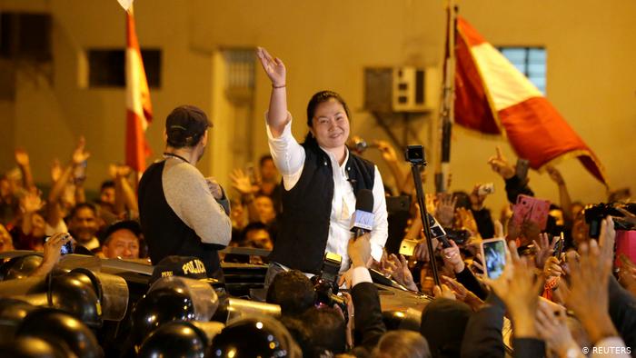  Opositora peruana Keiko Fujimori sale de prisión