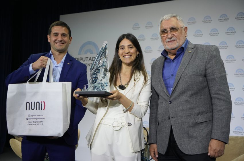  Una emprendedora jujeña distinguida en el premio Joven Empresario Argentino