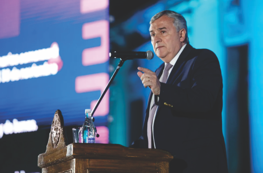  Morales anunció el proyecto de reforma parcial de la Constitución de Jujuy