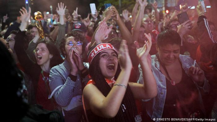  Brasil al balotaje: Lula 48,2%, Bolsonaro 43,4%