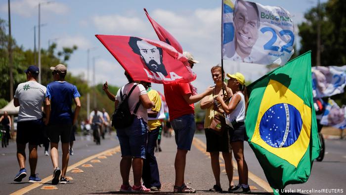  Brasil inicia comicios de segunda vuelta