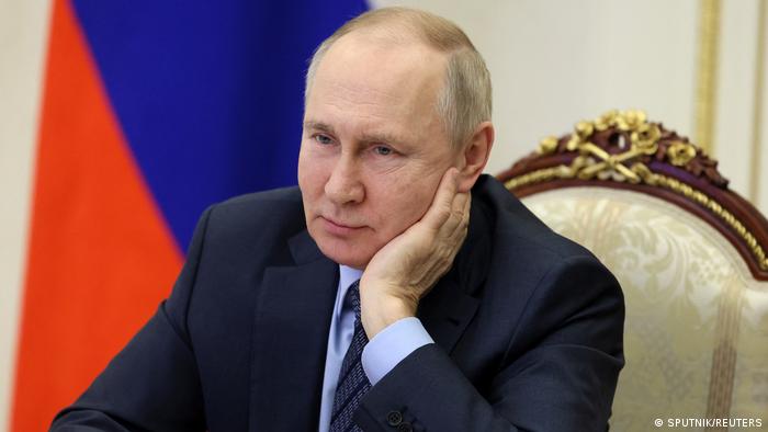  Londres cree que Putin puede usar una negociación para rearmar a su ejército