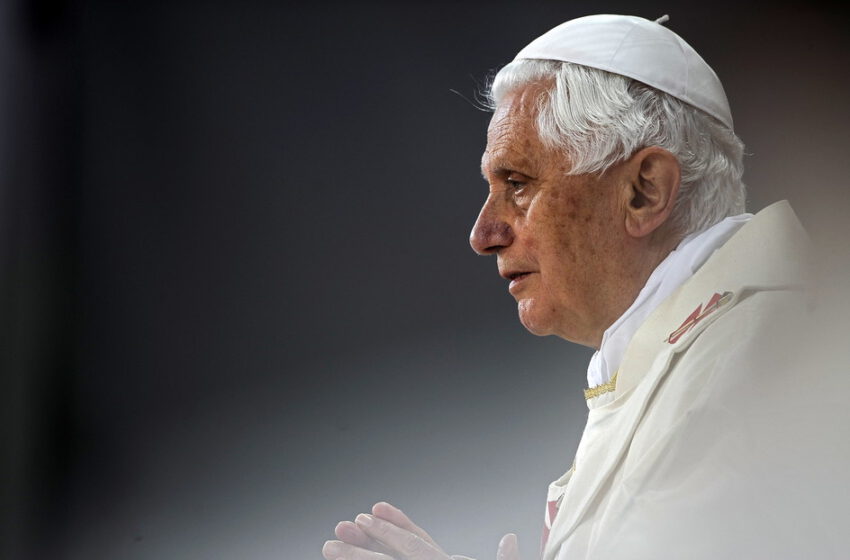  Muere Benedicto XVI, el primer pontífice en renunciar al cargo en seis siglos