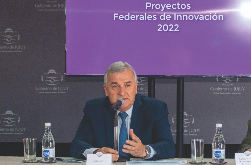  Morales entregó recursos para el desarrollo de proyectos de innovación