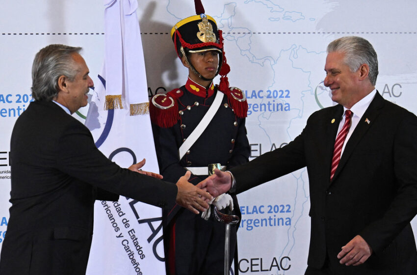  Alberto insta a la Celac a «levantar la voz» contra los bloqueos de Cuba y Venezuela