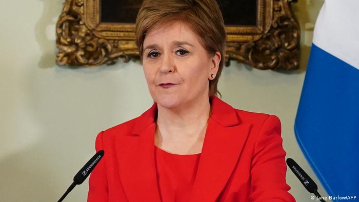  Nicola Sturgeon confirma su renuncia como primera ministra de Escocia