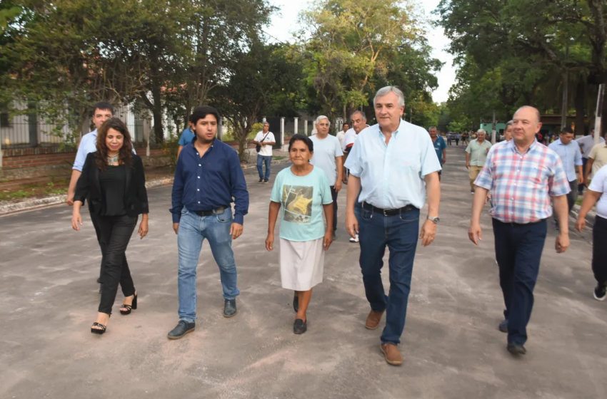  El Gobernador inauguró obras que reflejan la transformación de Caimancito
