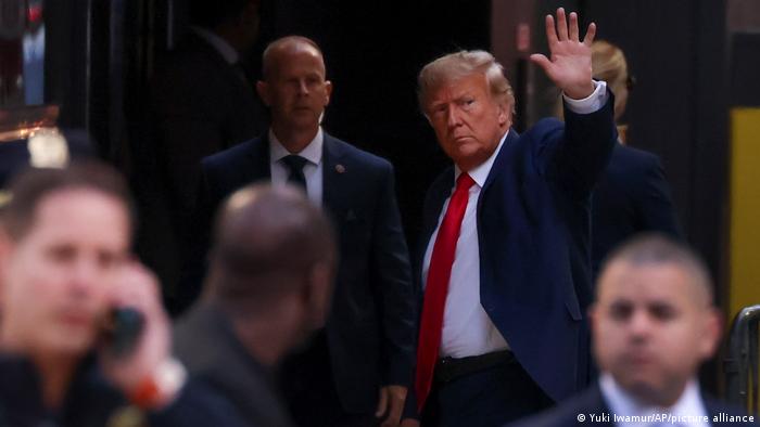  Donald Trump llega a Nueva York en medio de una gran expectación