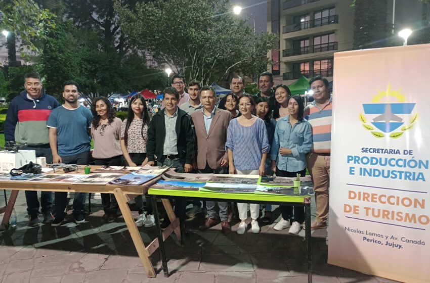  Los emprendedores periqueños celebraron el aniversario de la Ciudad   