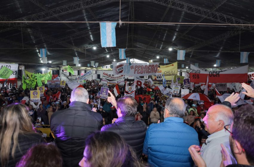  En un acto multitudinario Morales cerró la campaña de Cambia Jujuy en capital