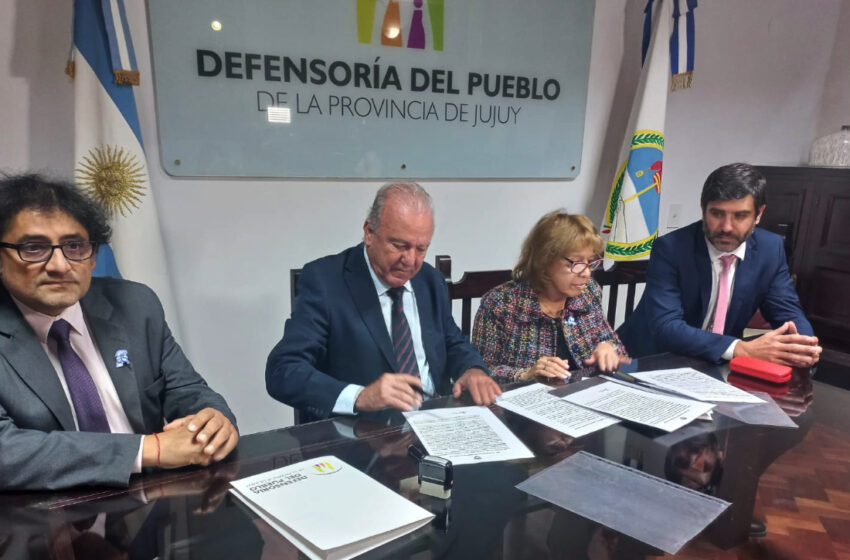  La Defensoría del Pueblo firmó un convenio de colaboración con la Oficina Anticorrupción