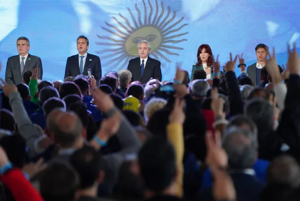  Alberto, Cristina y Sergio inauguraron el gasoducto Néstor Kirchner «comenzó la campaña»