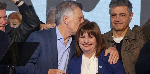  Patricia Bullrich sumó a Mauricio Macri en el tramo final de su campaña y apuesta todo a polarizar con Massa