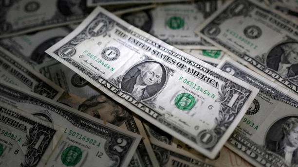  A cuatro días del balotaje, el dólar blue se disparó y llegó a tocar los $1.000