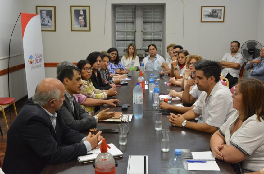  Diputados del Bloque Frente Cambia Jujuy recibieron a farmacéuticos