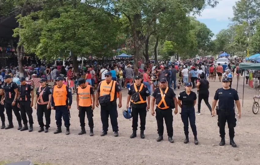  Más de 4.300 efectivos policiales afectados en carnaval