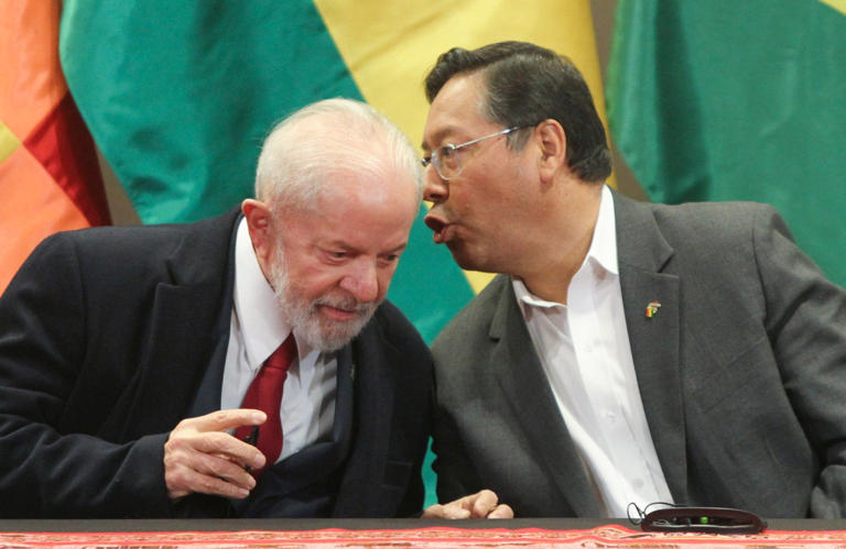 Lula llega a Bolivia para reforzar el comercio, la cooperación y el apoyo político a Arce