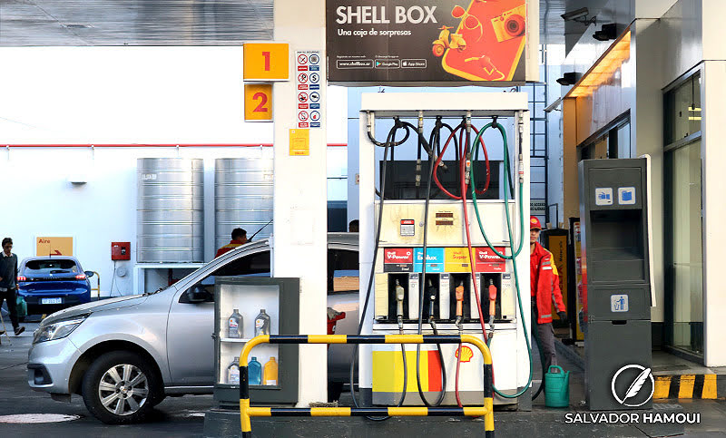 La venta de combustible vuelve a desplomarse en el país por séptimo mes consecutivo