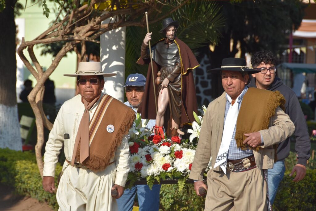 El Vicegobernador de la provincia acompañó al pueblo de Pampa Blanca en la fiesta a su Santo Patrono San Roque