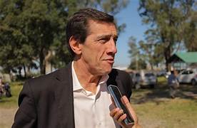 «Encrucijada: ¿Aplicará el Gobierno de Sadir el Plan Motosierra de Milei para Desmontar el Estado Provincial?»