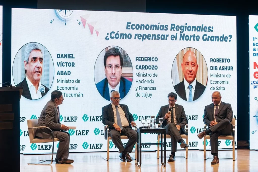 Cardozo expuso el modelo jujeño de desarrollo ante expertos en economía y finanzas