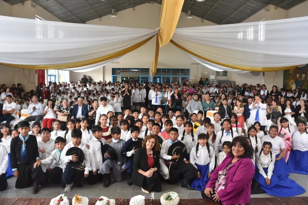 «Acto de cierre del Ciclo Lectivo en la Escuela «Bicentenario de la Patria»