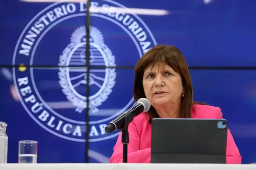 Bullrich propone cambiar la sede para proteger al plantel argentino y evitar riesgos de secuestros