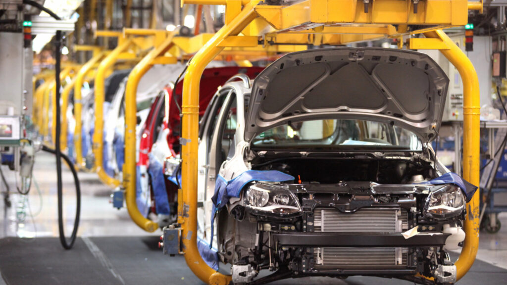 «Industria automotriz argentina en crisis: producción cae un 17,1% en 2024, pero se vislumbra una recuperación para 2025»