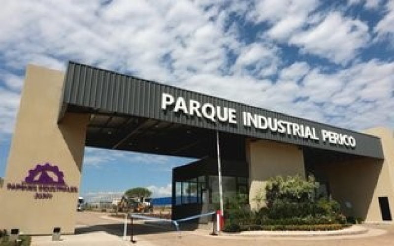 Perico al borde del abismo: sin industria, sin Estado y con obreros importados, ¿quién nos rescata del colapso?