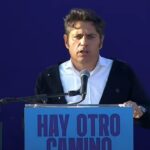 Fondo Monetario o Pueblo: la encrucijada que propone Axel para su campaña día 1