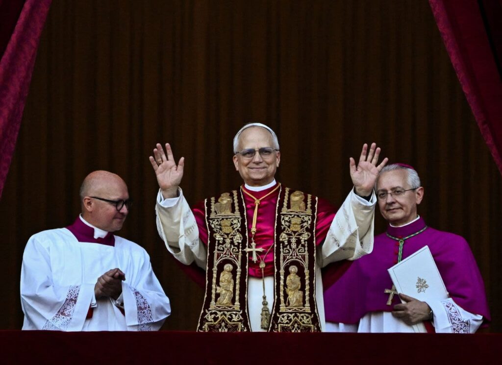 León XIV: El primer papa estadounidense y el inicio de una era impredecible para la humanidad