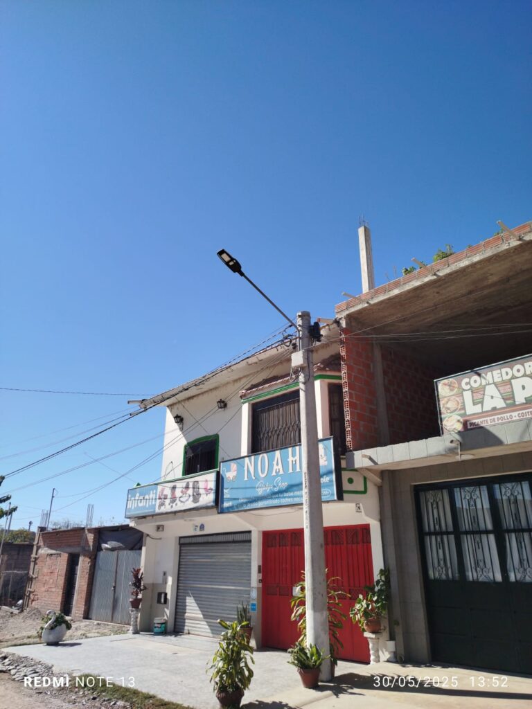 ¡Monterrico Brilla al 100%! La revolución LED llegó a todos los barrios del casco céntrico 2 WhatsApp Image 2025 06 04 at 13.43.28