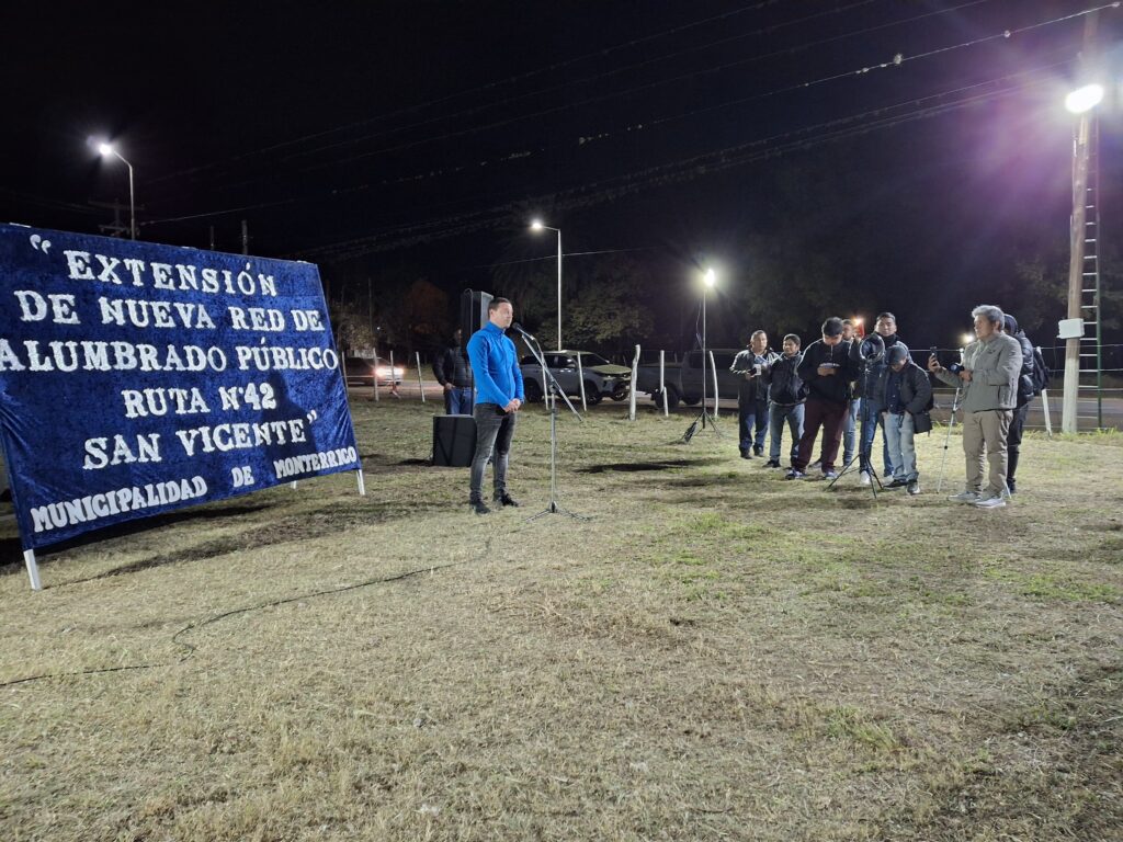 Monterrico ya no camina a oscuras: Luciano Moreira enciende la política del hacer y transforma la ciudad con luz y dignidad