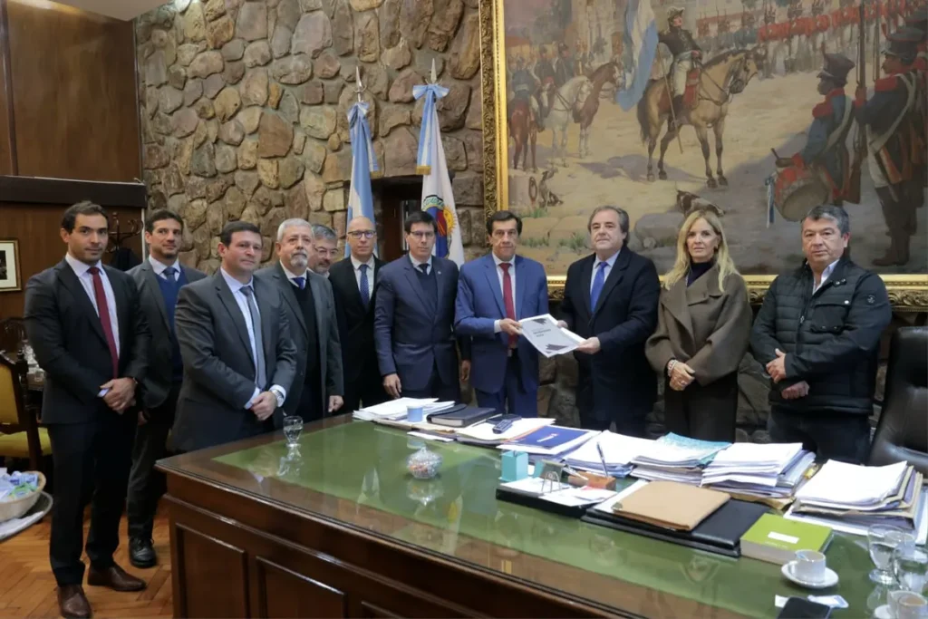 Sadir rindió cuentas ante la Legislatura