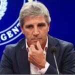 «Comprá, campeón»: la pulseada del dólar que Caputo ya perdió