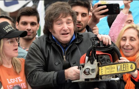 “Milei frente al abismo: el sistema ya le soltó la mano”