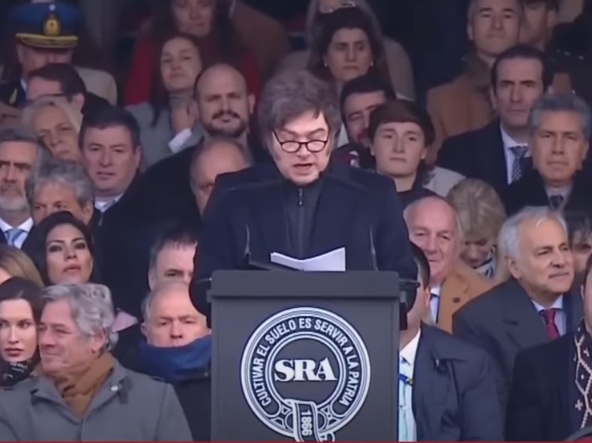 “El Estado es el enemigo”: Milei arremetió en La Rural y definió su cruzada liberal como la única patria posible