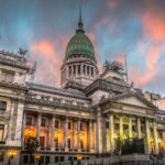 “Hasta acá llegaste, Milei”: Las Provincias Unidas y el peronismo le pusieron un freno político al poder sin límites