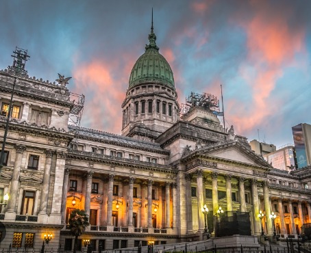 “Hasta acá llegaste, Milei”: Las Provincias Unidas y el peronismo le pusieron un freno político al poder sin límites