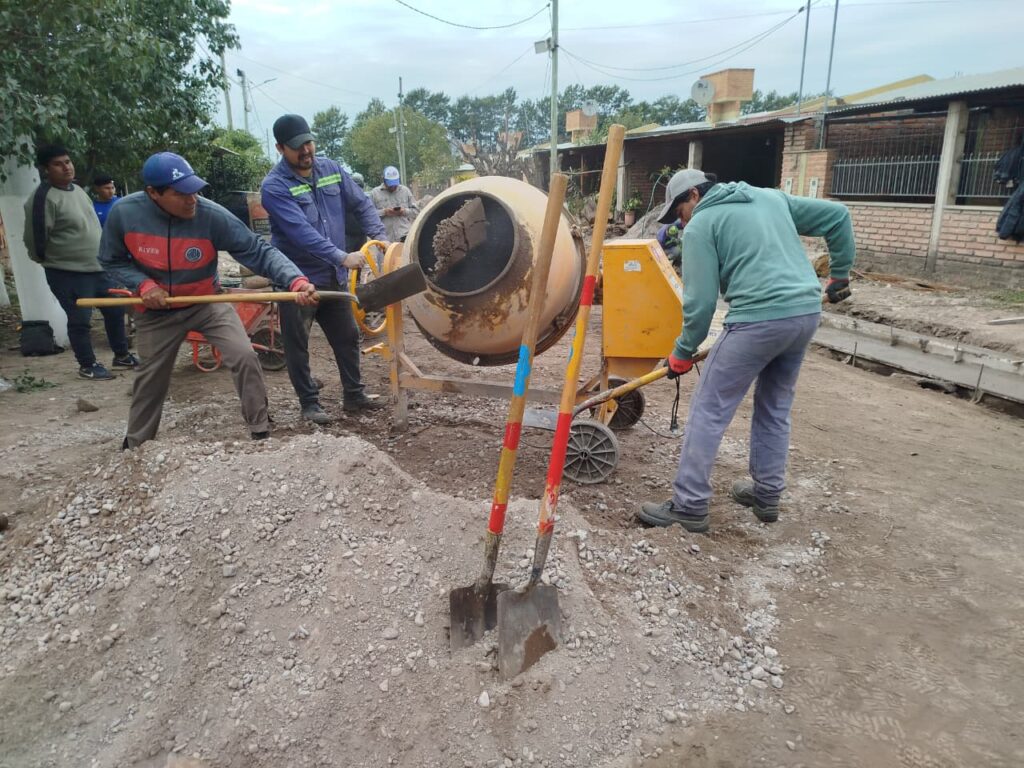 Monterico marca un precedente: Luciano Moreira logra un pacto inédito con vecinos y pone en marcha obras con esfuerzo compartido
