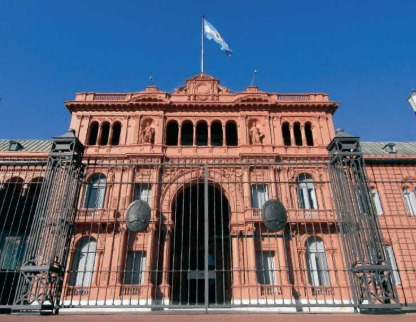 «El Laberinto de la Corrupción en el Gobierno de Milei: ¿Una Oportunidad para la Transparencia?»