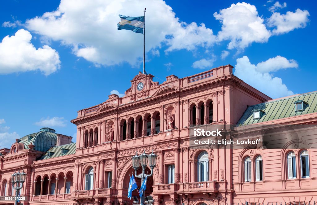 Argentina otra vez en rojo: el espejismo del superávit y la trampa de la deuda